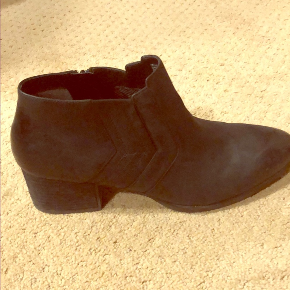Black Boots
